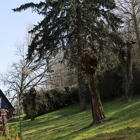 ゲストハウス Le Pont De Livinhac 3*